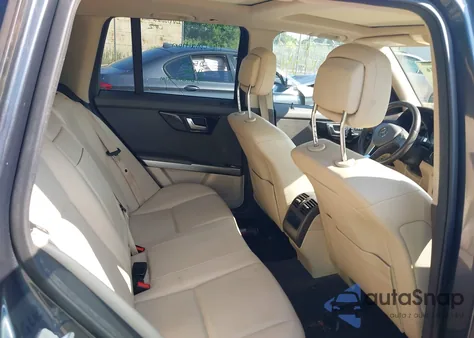 2015 Mercedes-Benz Glk 350 4Matic z USA, uszkodzony, nr VIN WDCGG8JB7FG441353